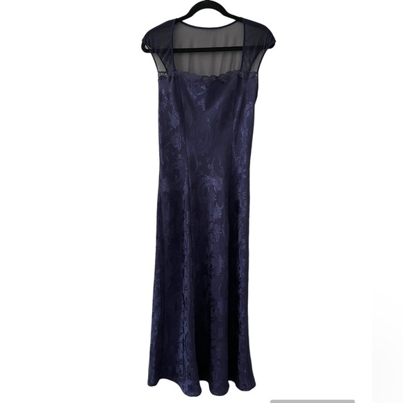 VICTORIA’S SECRET Vintage Gold Label Lingerie Style Slip Dress Size Medium - Picture 1 of 5